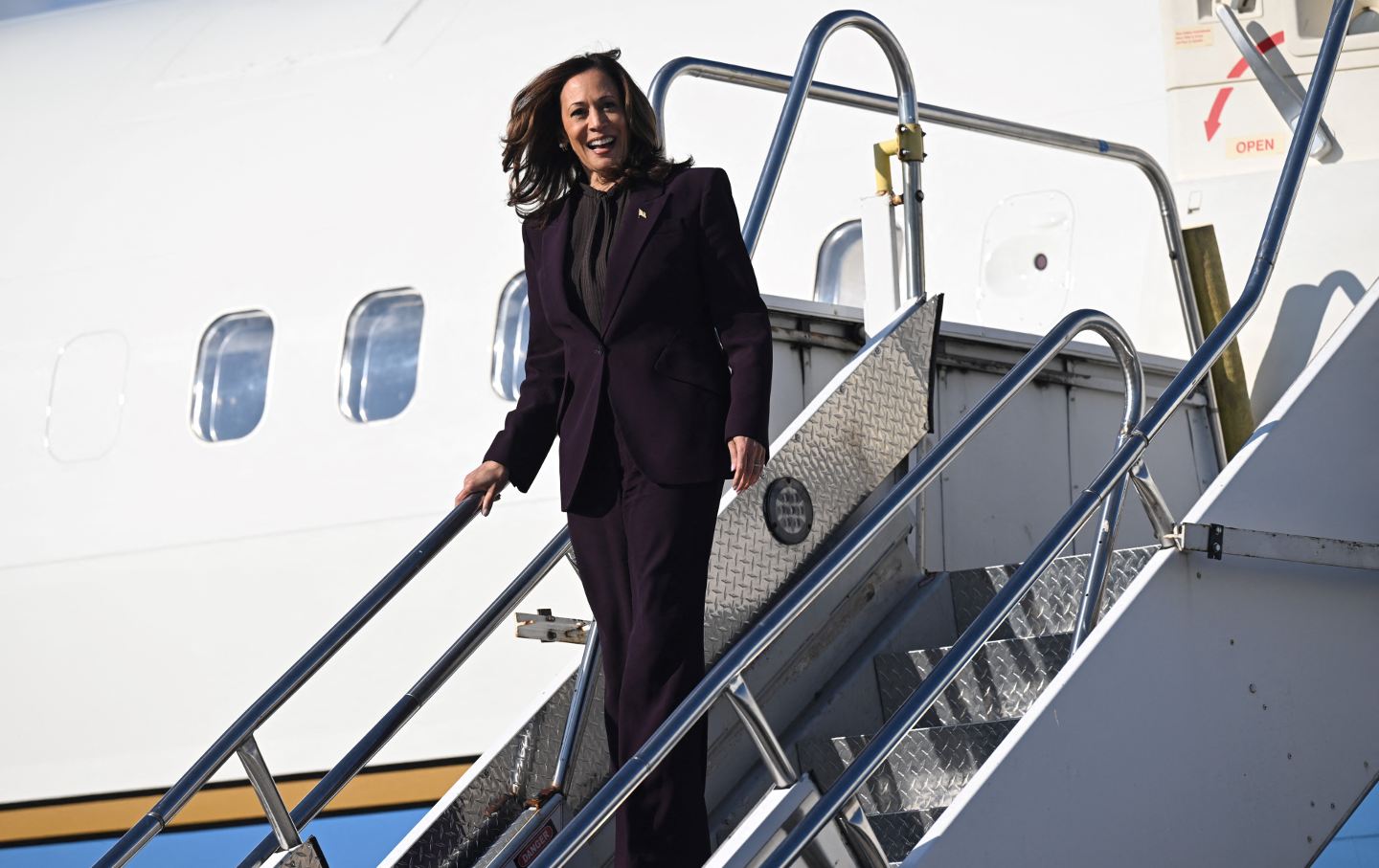 Kamala Harris Is Winning the Teamsters Endorsements That Really Matter