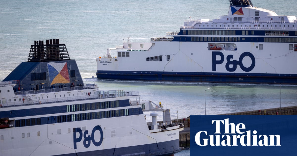 P&O படகுகளை 'முரட்டு ஆபரேட்டர்' என்று அழைத்ததற்காக கெய்ர் ஸ்டார்மர் போக்குவரத்து செயலரை கண்டிக்கிறார் | P&O படகுகள்