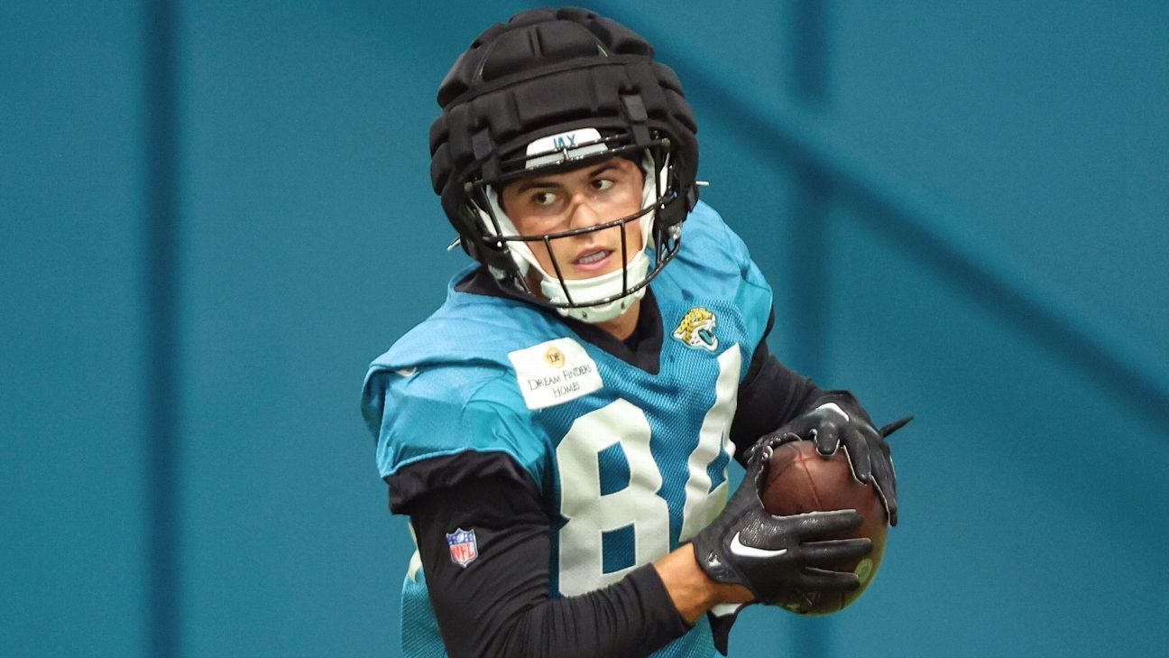 Rugby star Rees-Zammit’s NFL dream lives on with Jaguars