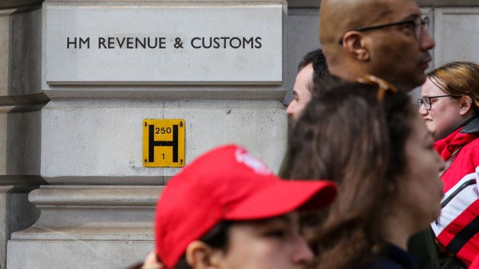 EU வரி தீர்ப்பிற்குப் பிறகு HMRC 700 மில்லியன் பவுண்டுகளை UK முன்னணி நிறுவனங்களுக்கு திரும்ப ஒப்படைக்க உள்ளது