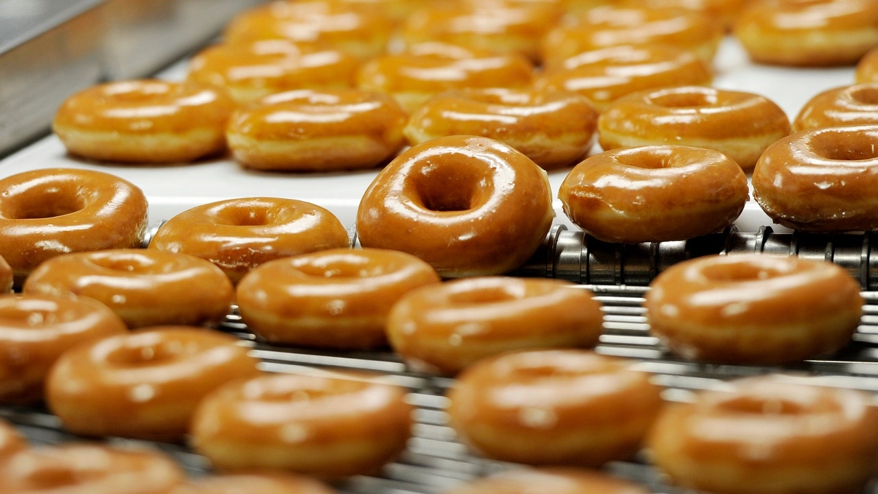 Krispy Kreme to celebrate World Kindness Day by giving away free dozen doughnuts to first 500 guests